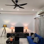 10Min To Ipoh Town Gemilang Tawas 4Br4Bath 14Pax
