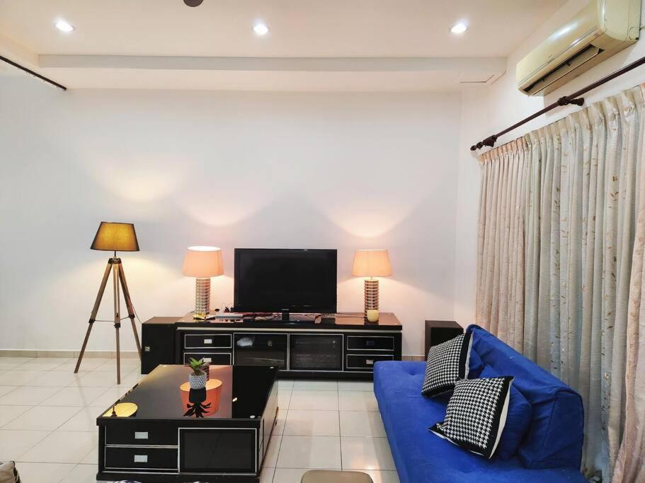 Rumah percutian 10min To Town Gemilang Tawas 4br4bath 14pax Ipoh