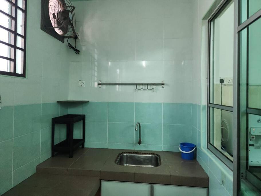 10min To Town Gemilang Tawas 4br4bath 14pax Rumah percutian