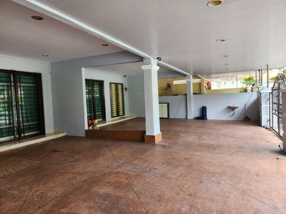 10min To Town Gemilang Tawas 4br4bath 14pax Rumah percutian Ipoh