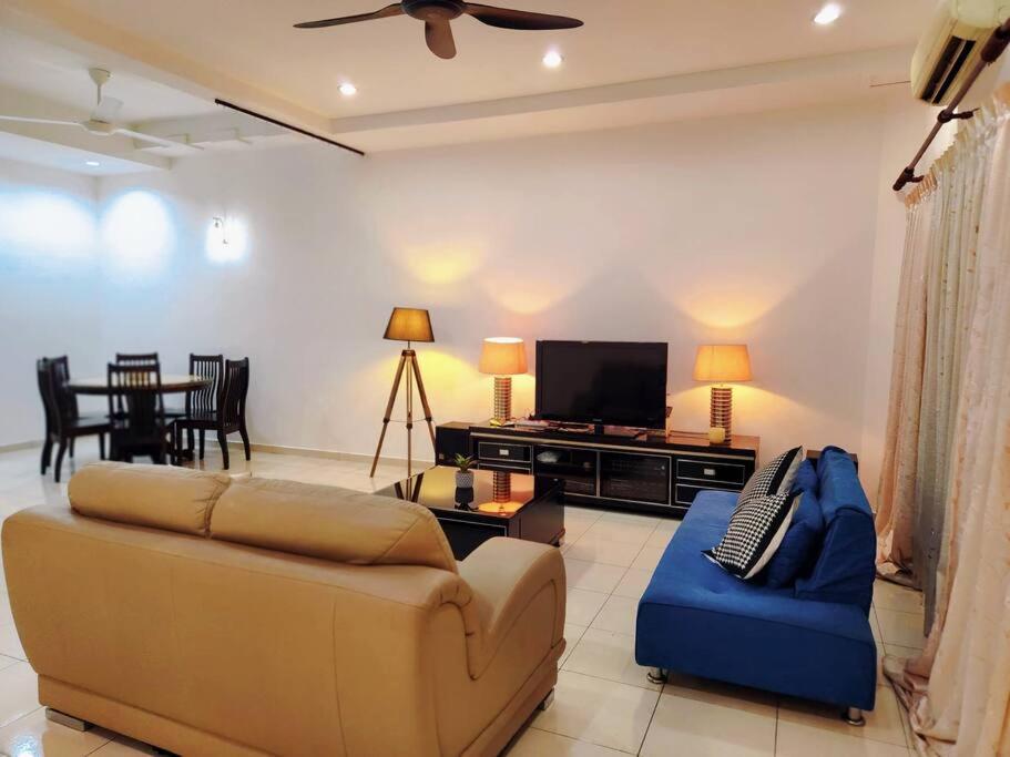 10min To Town Gemilang Tawas 4br4bath 14pax Rumah percutian *