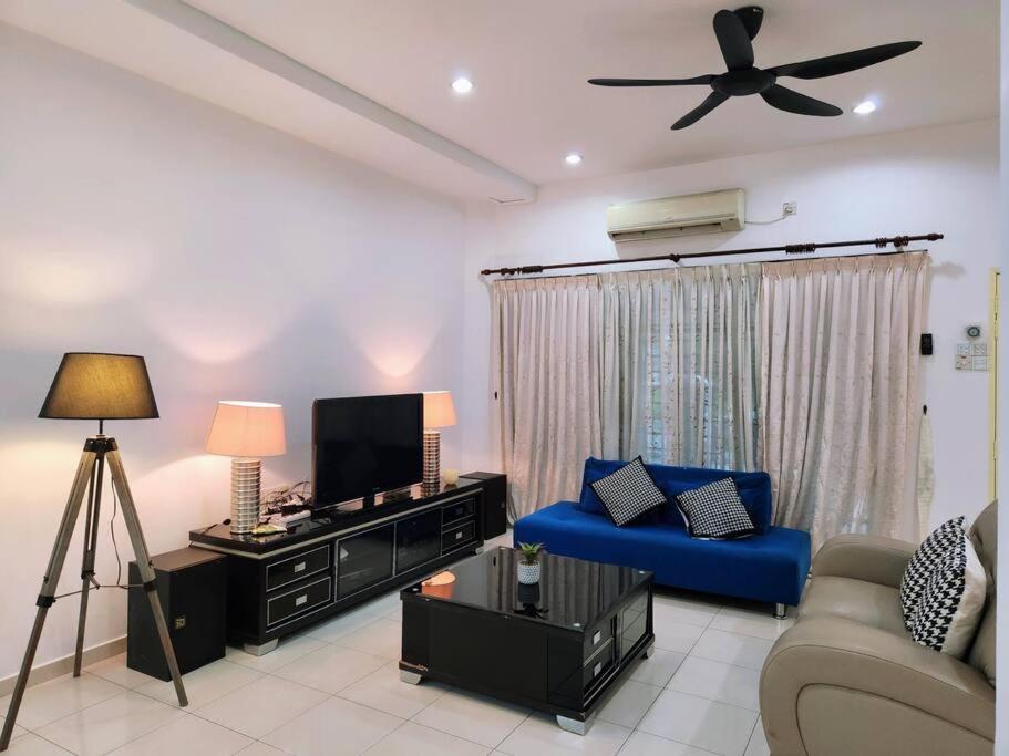 10min To Town Gemilang Tawas 4br4bath 14pax Rumah percutian Ipoh