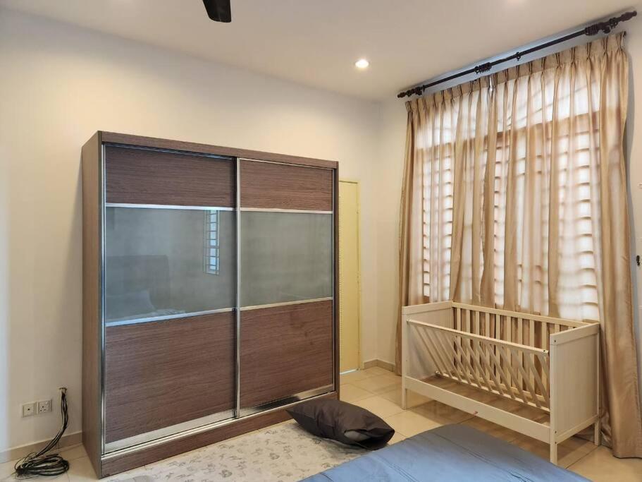 10min To Town Gemilang Tawas 4br4bath 14pax *